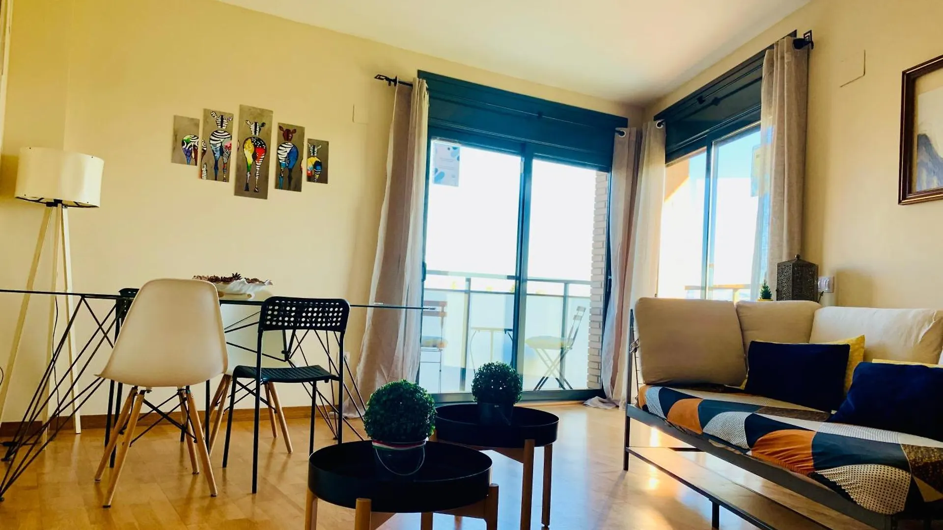 Deltebre Apartamentos